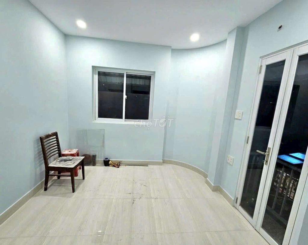 NHÀ ĐẸP Q3 – 2PN – FULL NỘI THẤT – GẦN CV LÊ VĂN TÁM – 10TR/THÁNG