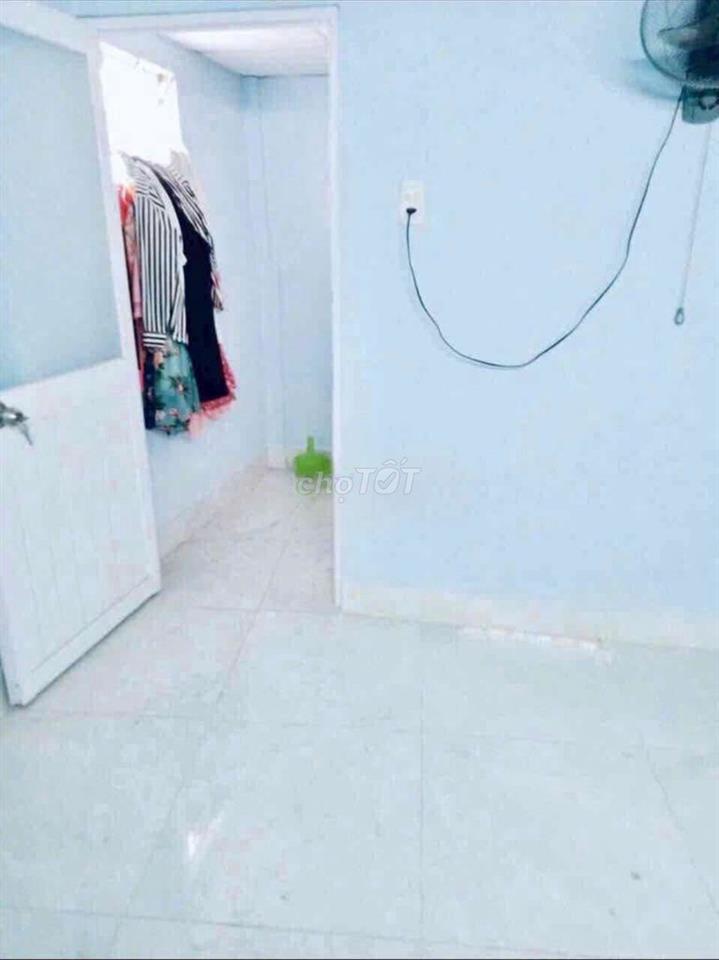 Cho thuê nhà 2pn 2wc/7 triệu ngay ngã năm Gò Vấp 