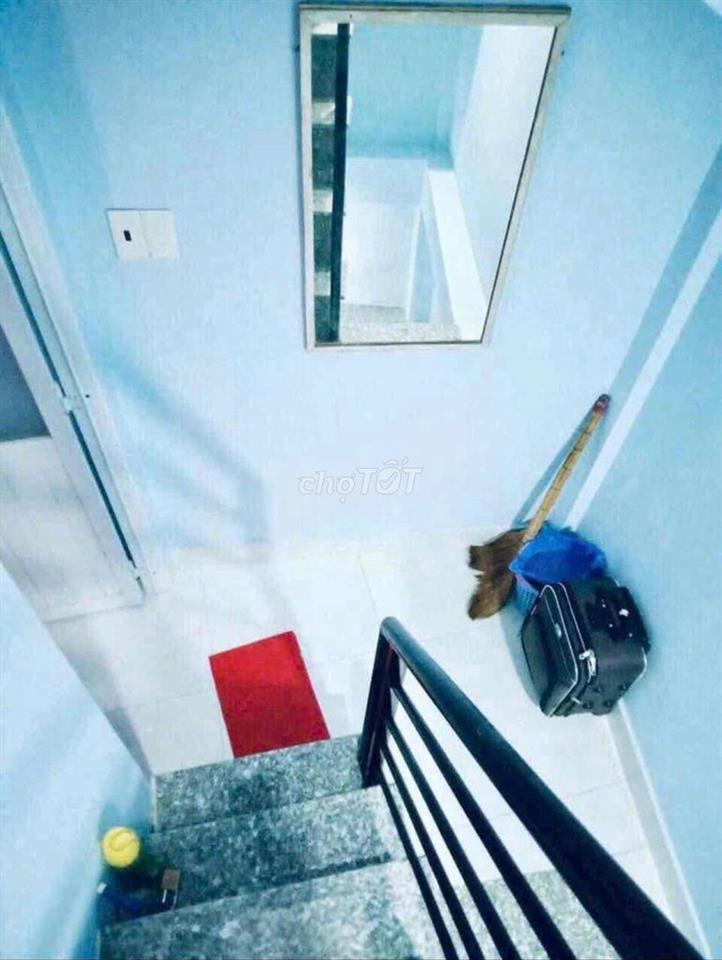 Cho thuê nhà 2pn 2wc/7 triệu ngay ngã năm Gò Vấp 