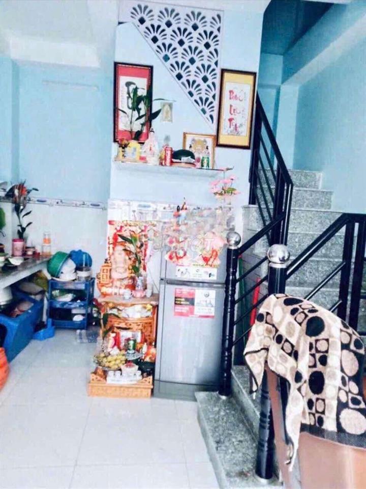 Cho thuê nhà 2pn 2wc/7 triệu ngay ngã năm Gò Vấp 