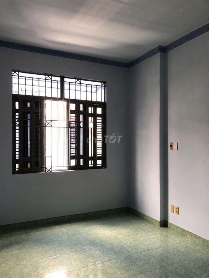 Nhà Mặt Tiền 2PN 3WC gần Vòng Xoay Lê Văn Sỹ + Nguyễn Trọng Tuyển 