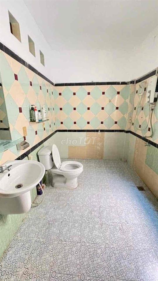 Mình cần cho thuê nhà nguyên căn ở 534/11 Điện Biên Phủ phường21 quận