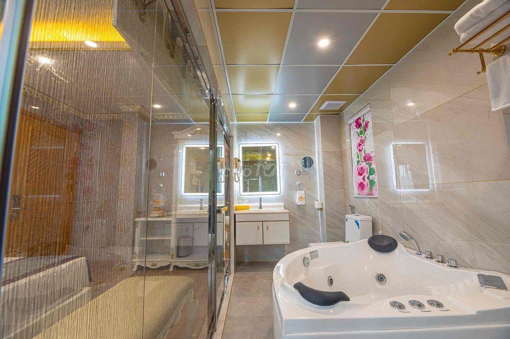 🏨 CHO THUÊ KHÁCH SẠN – CAO THẮNG, P.12, Q.10  📍 Vị trí đẹp, khu trung