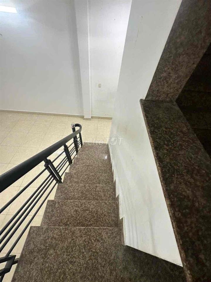 Cho  Thuê Nhà Trệt Lầu Hẻm oto Đ.339, Phước Long,