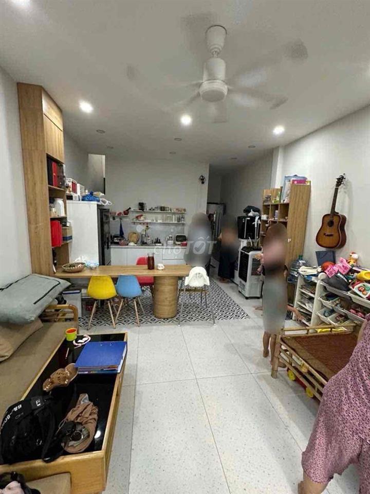 Cho Thuê Nhà Đẹp Phước Long B ( Cd Công Thương )