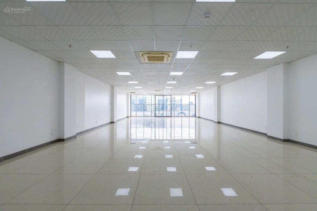 CHO THUÊ NHÀ ĐƯỜNG TRẦN KHÁNH DƯ, NGANG 9M, PHÙ HỢP LÀM LÀM VĂN PHÒNG