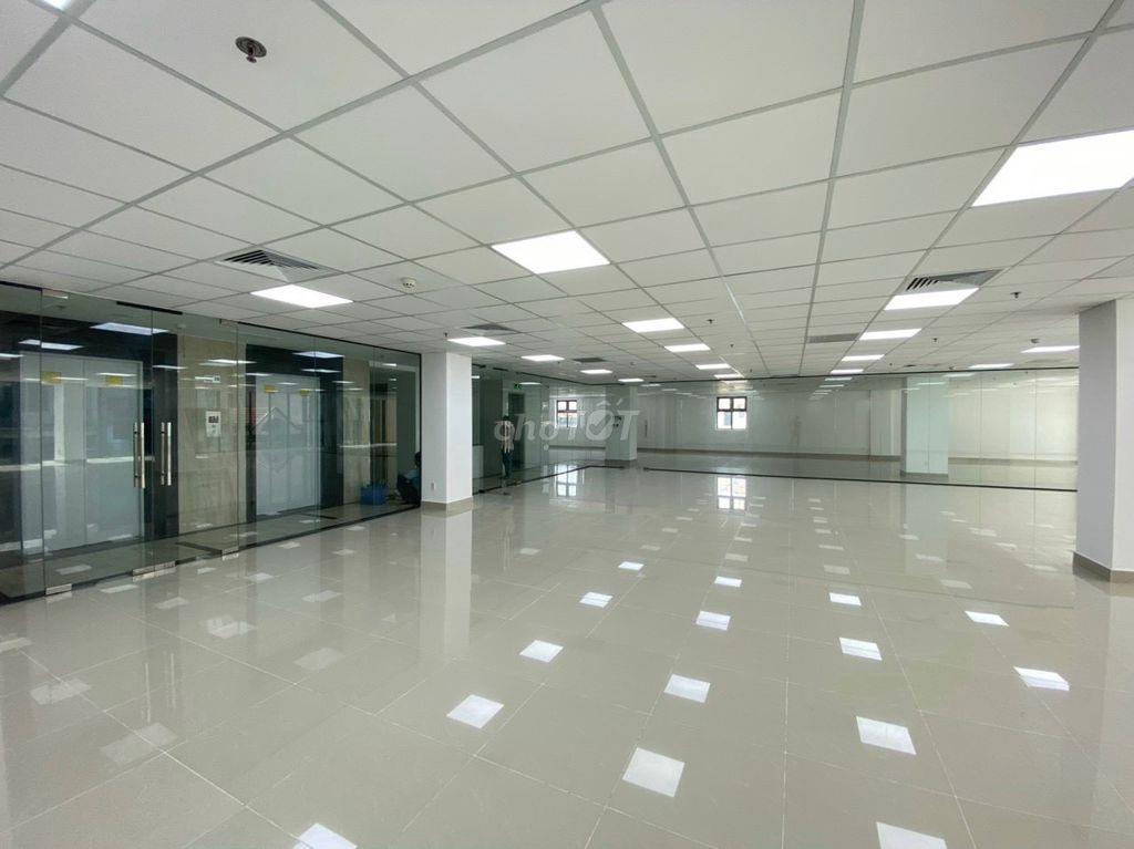 CHO THUÊ NHÀ ĐƯỜNG GÒ DẦU,TÂN PHÚ. DT 15X20M, HẦM 5 LẦU