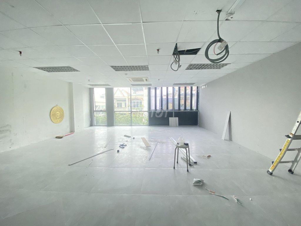 TÒA NHÀ ĐƯỜNG NGUYỄN THÁI BÌNH. DT 8X20M, HẦM TRỆT 4 LẦU CẦN CHO THUÊ