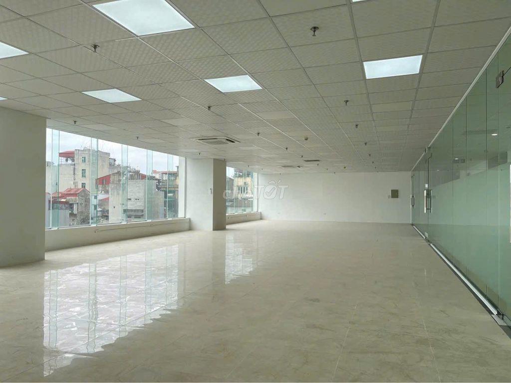 Tòa nhà  mới xây cho thuê * Nguyễn Thế Truyện  * Ngang 20m, Hầm 4 lầu