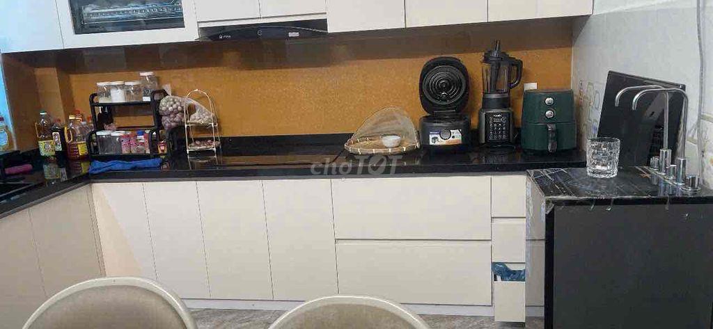 CHO THUÊ NHÀ MẶT TIỀN PHAN VĂN TRỊ BT