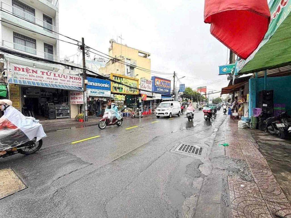 CHO THUÊ NHÀ MẶT TIỀN PHAN VĂN TRỊ BT