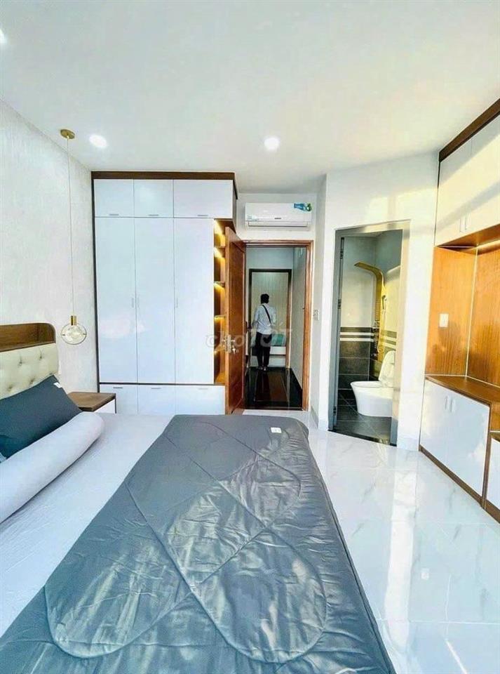 Cho thuê gấp nhà MT 109B Nguyễn Thái Sơn, Phường 3, Quận Gò Vấp 
