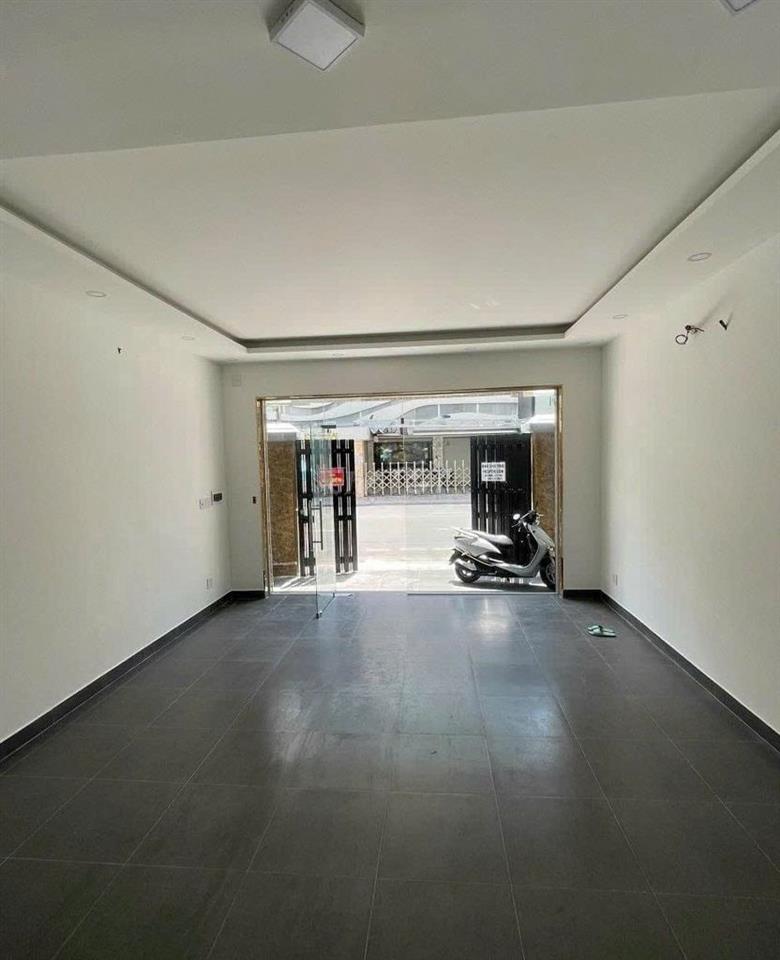 Cho thuê gấp nhà MT 109B Nguyễn Thái Sơn, Phường 3, Quận Gò Vấp 