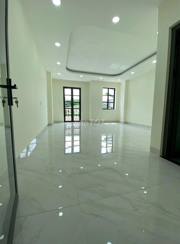 Cho thuê nhà MT 110B Phan Xích Long, Phường 2, Q. Phú Nhuận