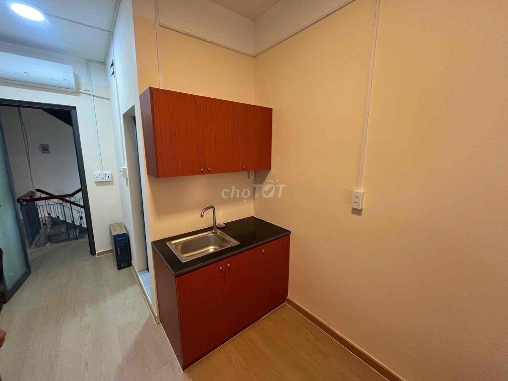 CHDV 25m2 XVNT Full NT ngay 6 Truong Đai Hoc