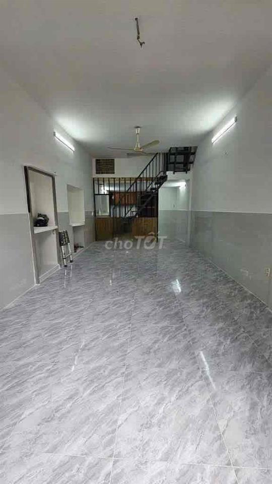 nhà HXH ngay Ngã Tư Phu Nhuận 5x11m, 1 lâu 2 PN