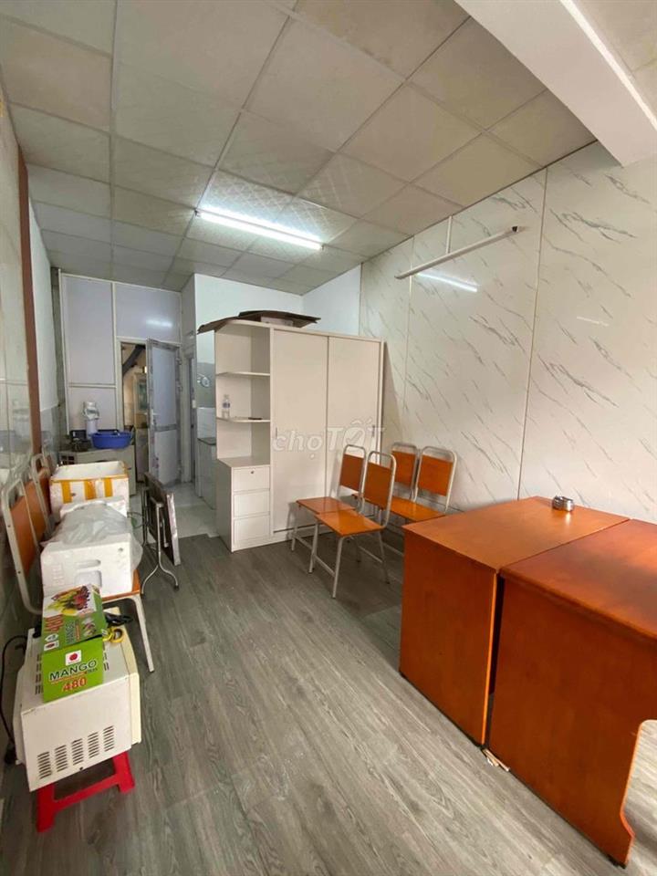 Nguyên căn nhà trệt mới 3x8m, giá: 5tr