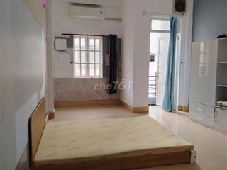 Sang Nhà 1 Lời 1 6P 6WC HXH XÓM CHIẾU Q4