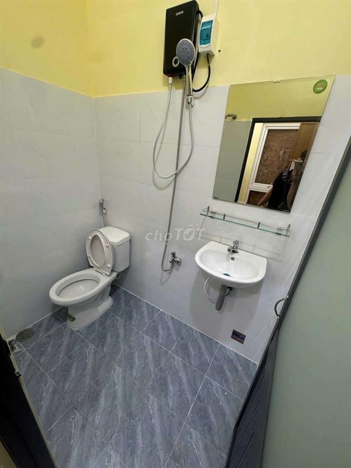 Sang 9P 9WC Cost 2,6tr/Phòng MT Phường Chánh Hưng Q8