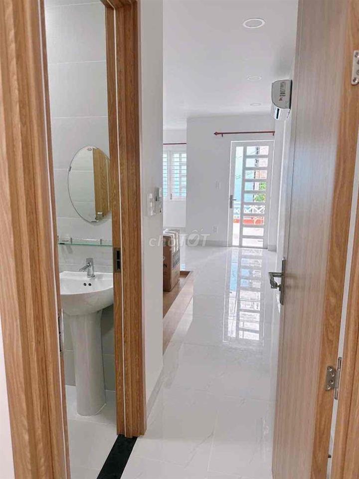 Cho thuê nhà nguyên căn hẻm Điện Biên Phủ
