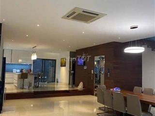 Cho thuê nhà mặt tiền Quận Phú Nhuận – Phù hợp showroom, văn phòng