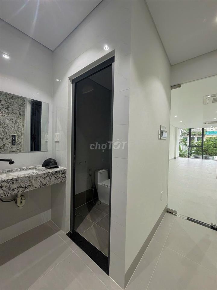  NHÀ 300M² SỬ DỤNG – 2 HẦM + 4 LẦU – PCCC – 75 TRIỆU