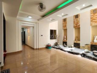 NHÀ Q.5 NGANG 9M – 180M², 10PN 11WC, THANG MÁY