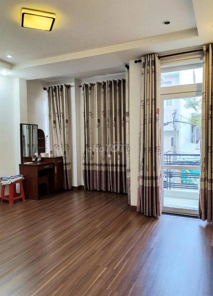 Cần cho thuê nhà 42/3A Hoàng Hoa Thám P.7 Q.Bình Thạnh