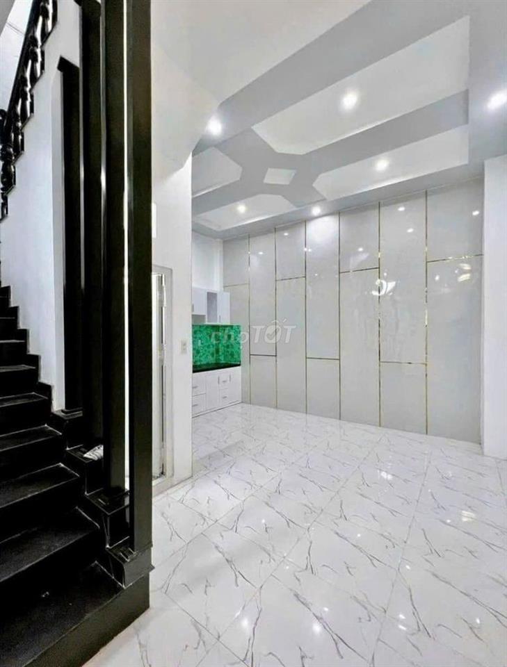 Cho thuê gấp nhà góc MT 33A Vạn Kiếp, Phường 3, Q. Bình Thạnh