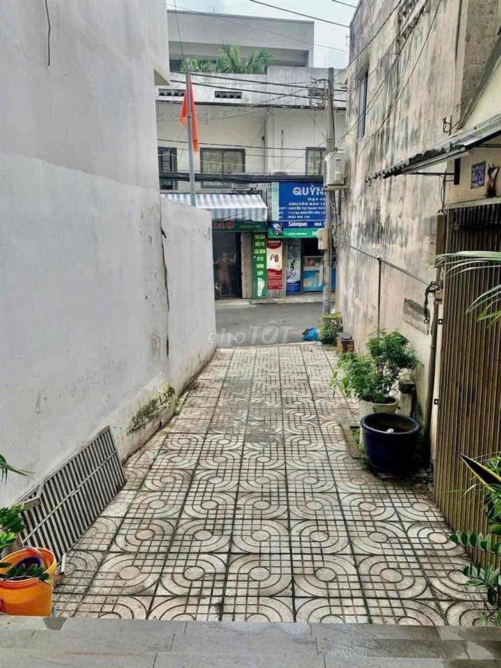 Toà nhà Nguyễn văn Thương