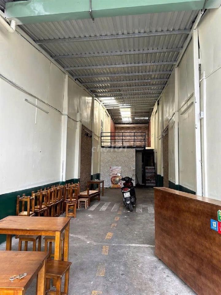 Cho thuê nhà mặt tiền MT Phan Văn Trị, Bình Thạnh, DT 5×20m, trệt lửng