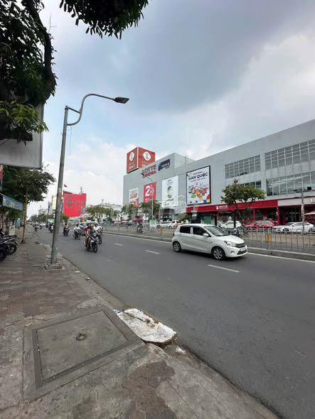  Cho Thuê Nhà Góc 2MT: Nguyễn Văn Lượng, P10, Gò Vấp- DT : 4m x 12m