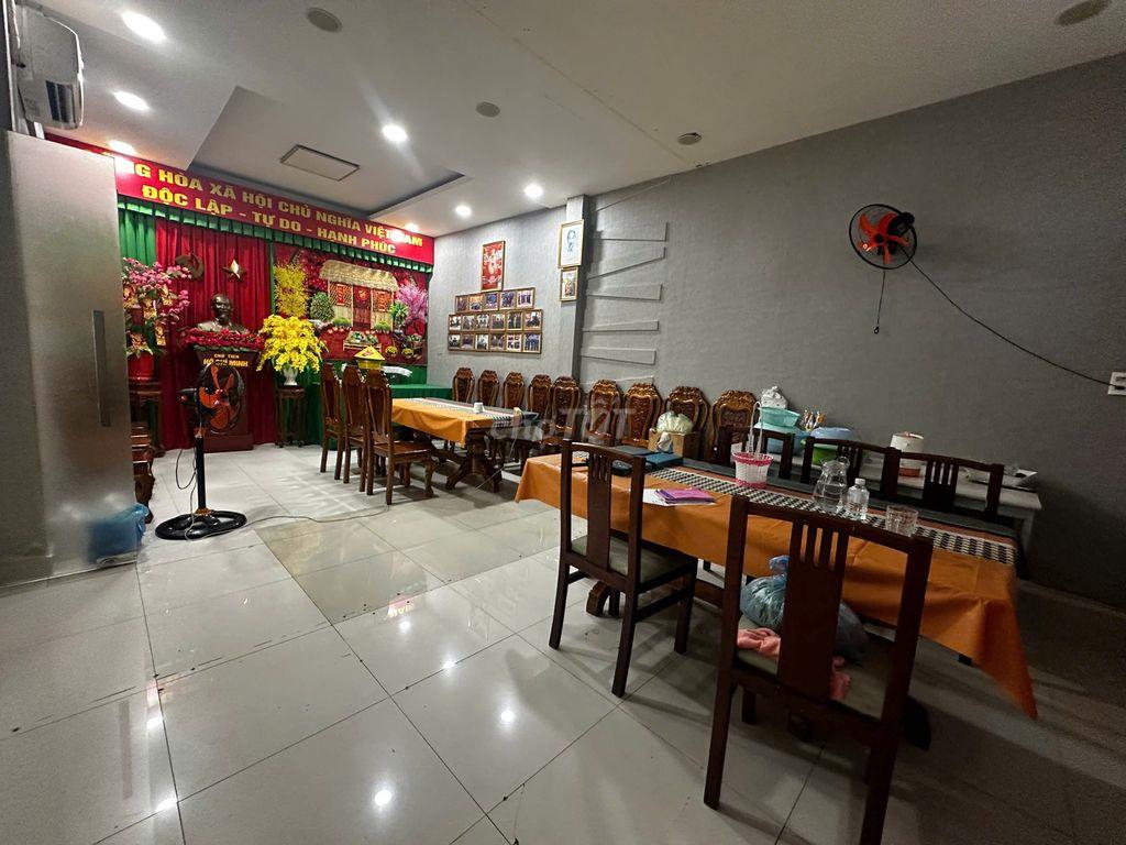 Cho thuê Biệt thự HXH Nguyễn Kiệm, Phú Nhuận 8x17m, 1 trệt 2 lầu