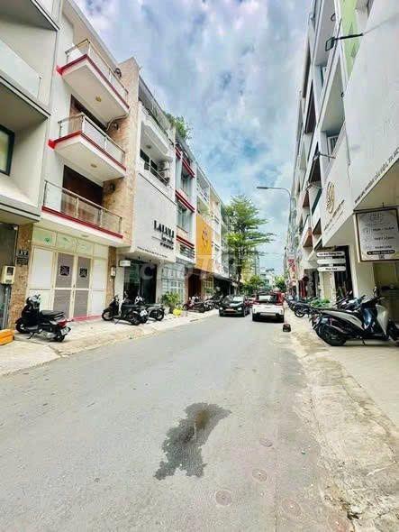 🏢 Cho thuê tòa nhà Hoa Lan, P.2, Phú Nhuận, 12x16m, hầm + 3 lầu