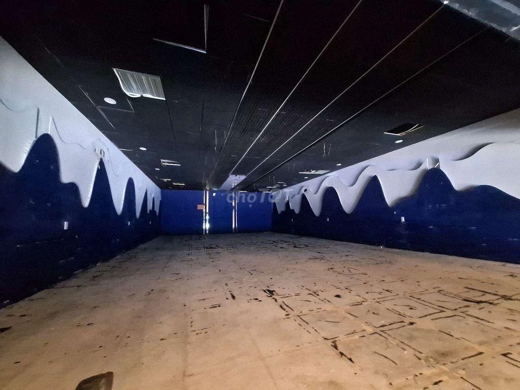 CHO THUÊ NHÀ MẶT TIỀN 223 NGUYỄN VĂN LƯỢNG, P.10, GÒ VẤP
DT: 320m2