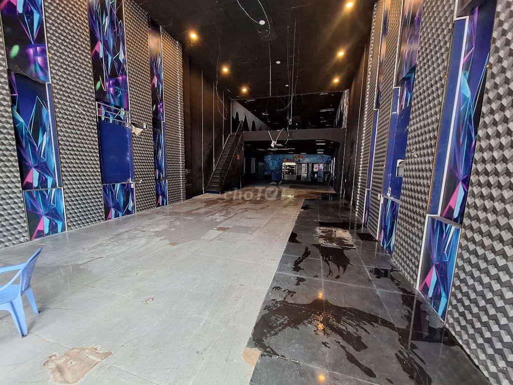 CHO THUÊ NHÀ MẶT TIỀN 223 NGUYỄN VĂN LƯỢNG, P.10, GÒ VẤP
DT: 320m2