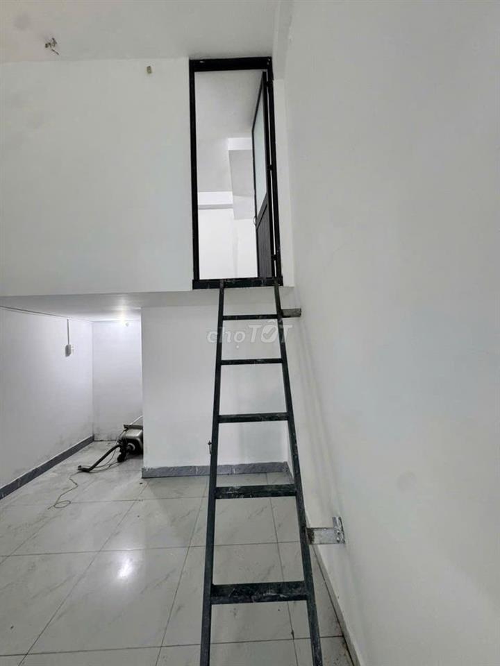 CHO THUÊ MẶT BẰNG MT HOÀNG VĂN THỤ P.4 TÂN BÌNH, 2,8X9M, GÁC Ở LẠI