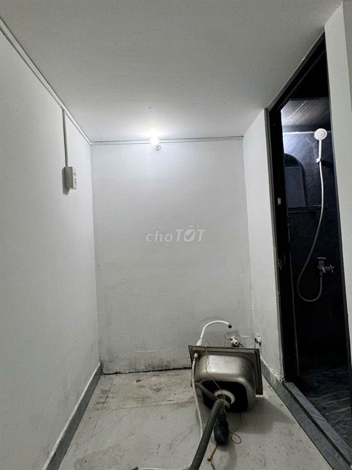 CHO THUÊ MẶT BẰNG MT HOÀNG VĂN THỤ P.4 TÂN BÌNH, 2,8X9M, GÁC Ở LẠI