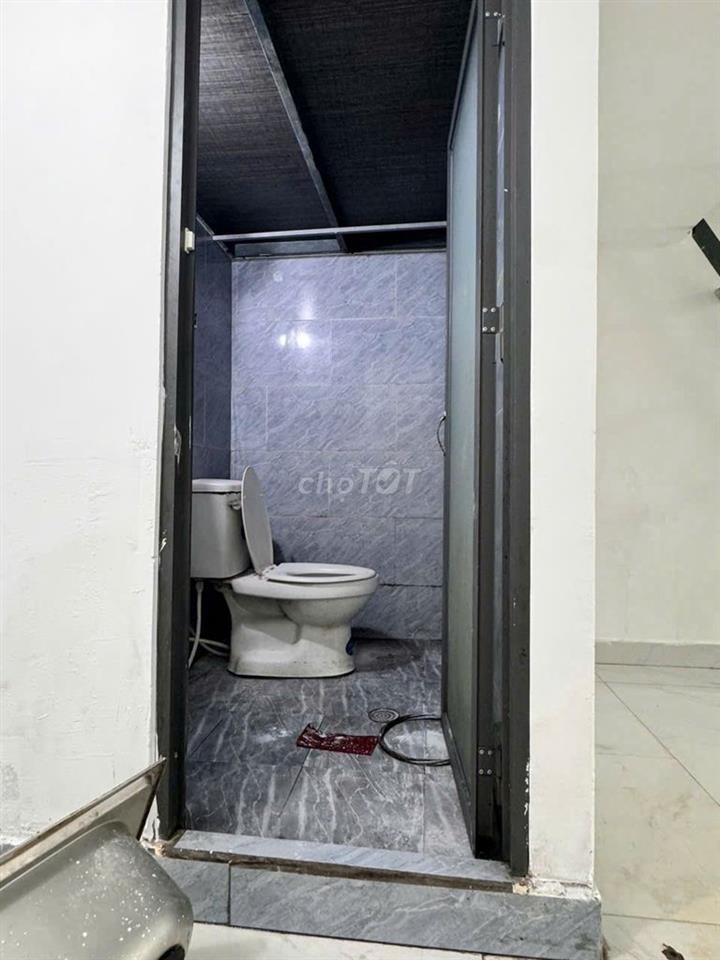 CHO THUÊ MẶT BẰNG MT HOÀNG VĂN THỤ P.4 TÂN BÌNH, 2,8X9M, GÁC Ở LẠI