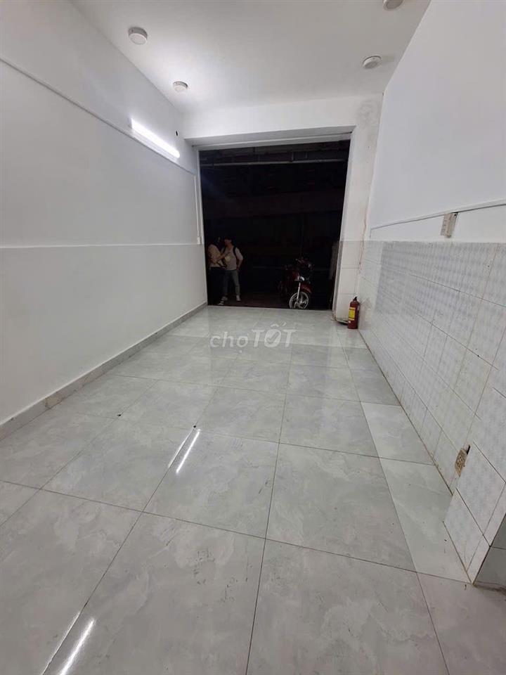 🔥 CHO THUÊ MẶT BẰNG NGUYỄN KIỆM, P. HẠNH THÔNG_DT: 3m x6m có GÁC