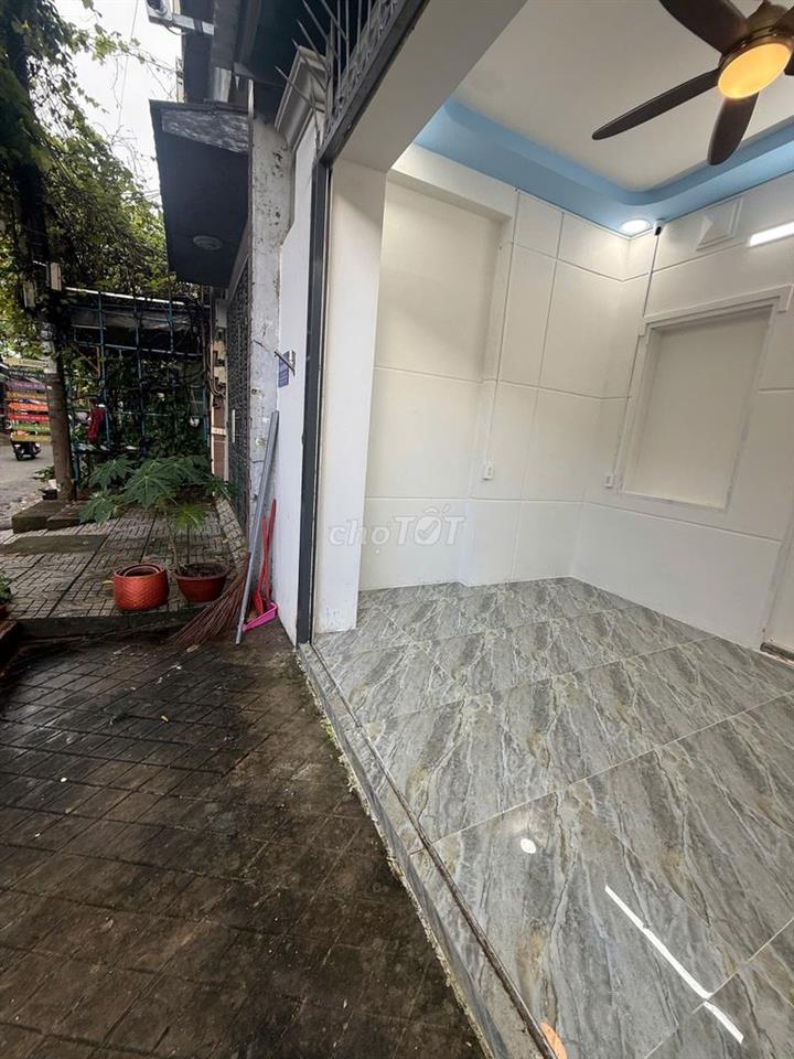 Cho thuê kiot 2/ lê Đức Thọ P6 Gò Vấp Diện tích: 3m x3m