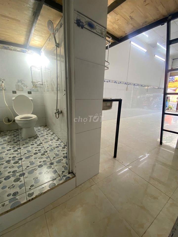 Cho Thuê Mặt Bằng MT  Nguyễn Kiệm , P.3,Gò Vấp - DT:3.2m x 8.5m có gác