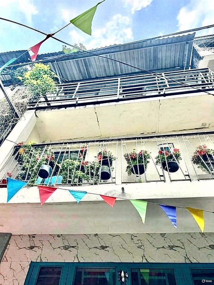🔥🔥🔥 Nhà 3 tầng Nguyễn Huy Lượng, Q.Bình Thạnh