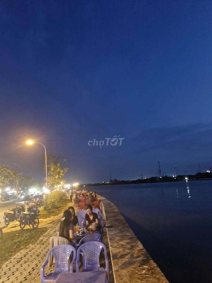Bán đất góc 2 mặt tiền bờ kè Bình Mỹ đường Trần Quang Đạo ,dt 274m