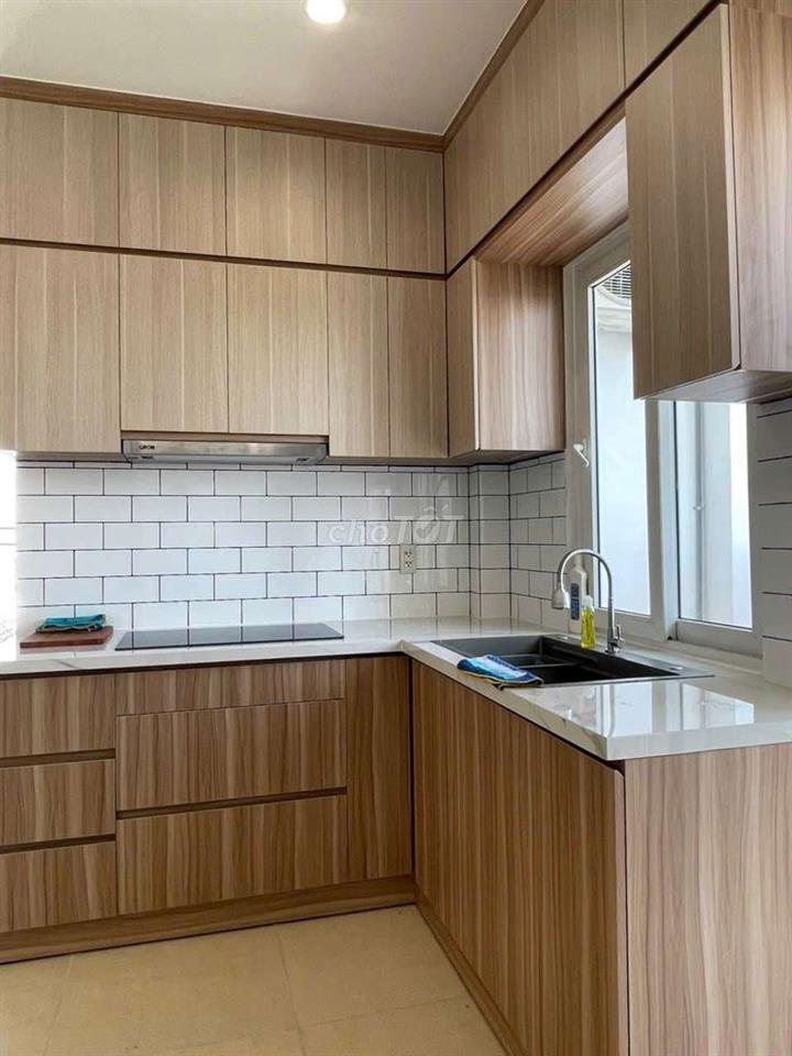 Căn góc, view đẹp thoáng chung cư gia Phát, dt 74m, full nội thất