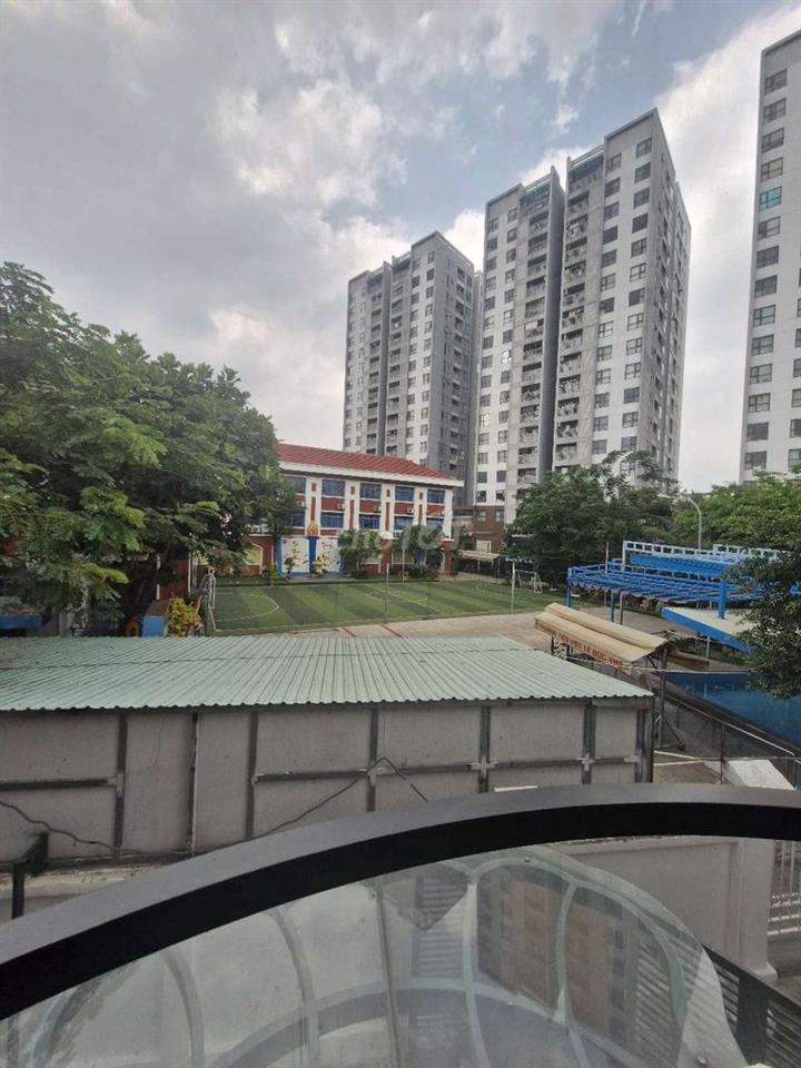 Biệt thự siêu rộng tại khu Sài Gòn Coop, dt 215m, 4 tầng. HH2%