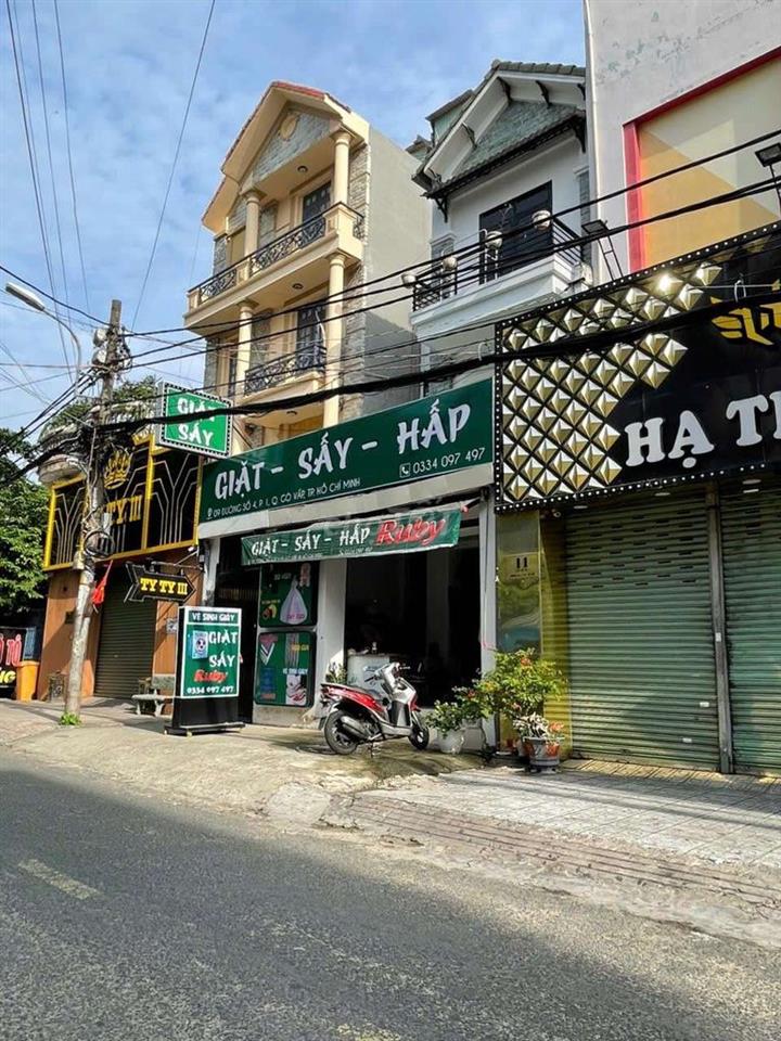 Bán nhà 3 tầng mặt tiền đường số 4, phường 7, gv  dt 7x17, 3 tầng