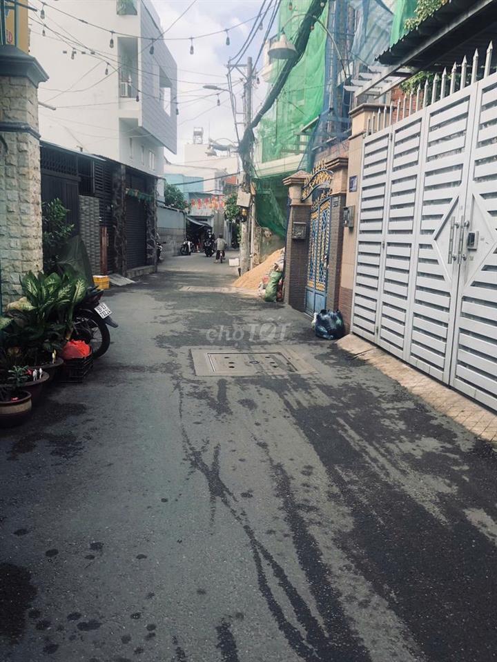 Nhà mới xây đường quang trung p10, quận Gv, dt63m, 3 lầu, 8P- Hẻm XH