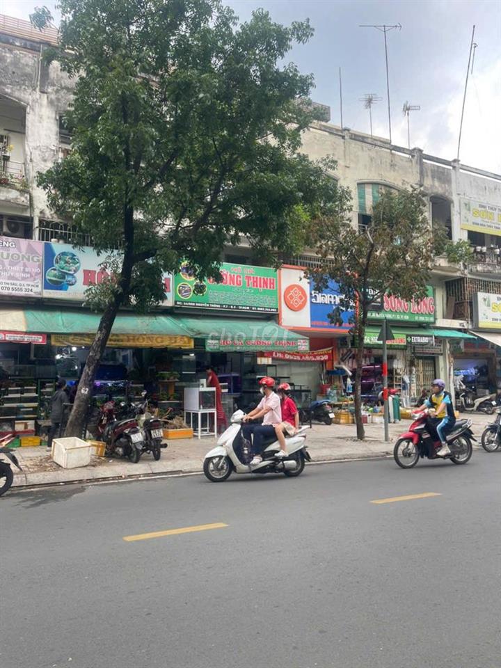 Bán căn trệt mặt tiền chug cư 44 nguyễn thông, p Võ Thị Sáu, q3 DT 99m
