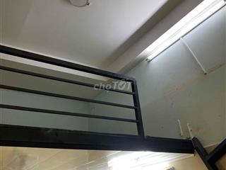 Phòng tầng trệt có lững MT đuong Trần Kê Xuong  mới 100